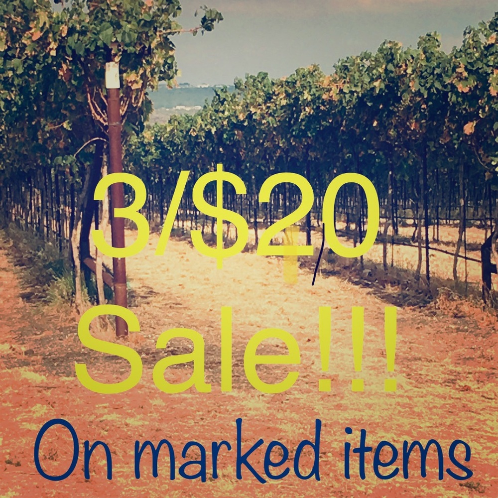 SALE!!! 💐3/$20!!!💐